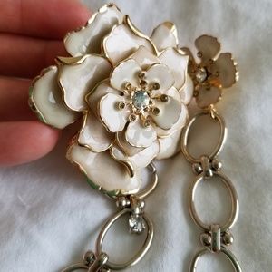 White House Black Market Flower belt